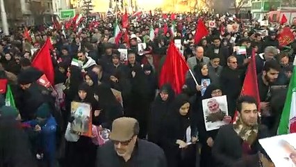 الإيرانيون يدعون إلى الانتقام لمقتل سليماني
