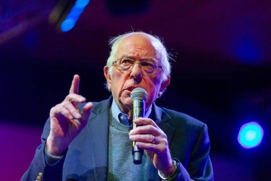 Bernie Sanders Introduces Bill to Block Funding for War Against Iran
