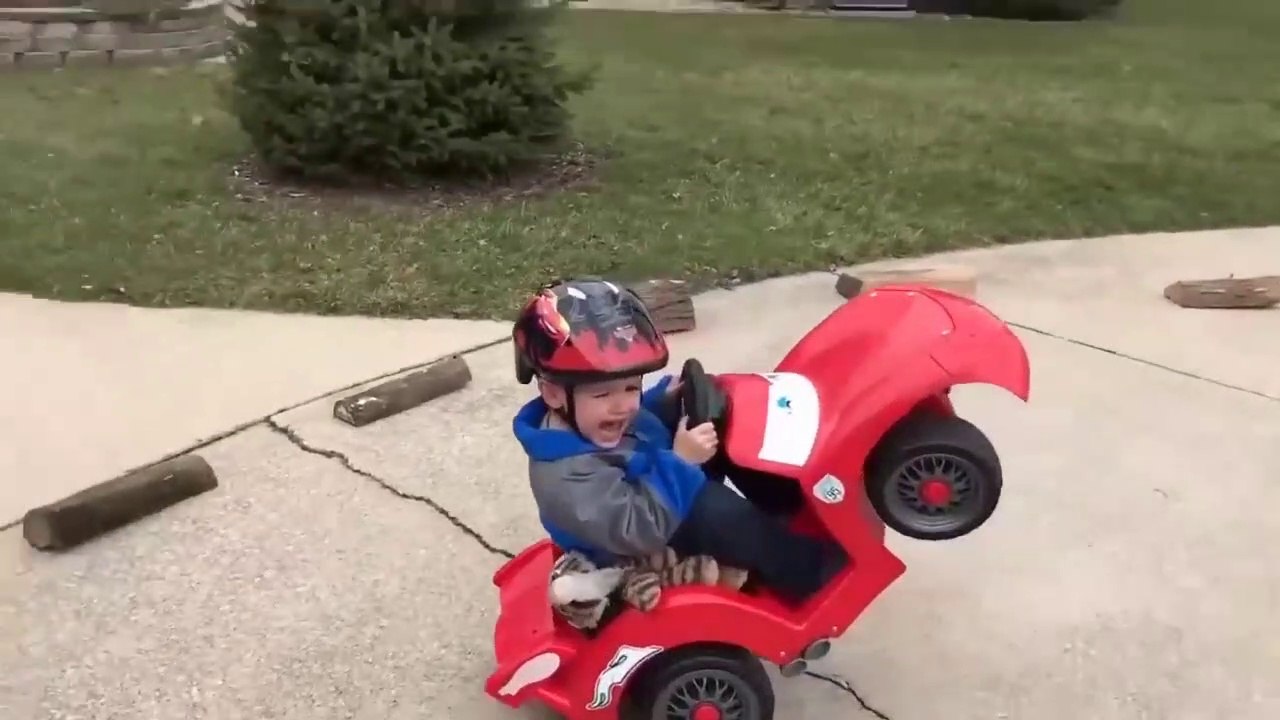 FUNNY_FAIL_COMPILATION_TRY_NOT_TO_LAUGH