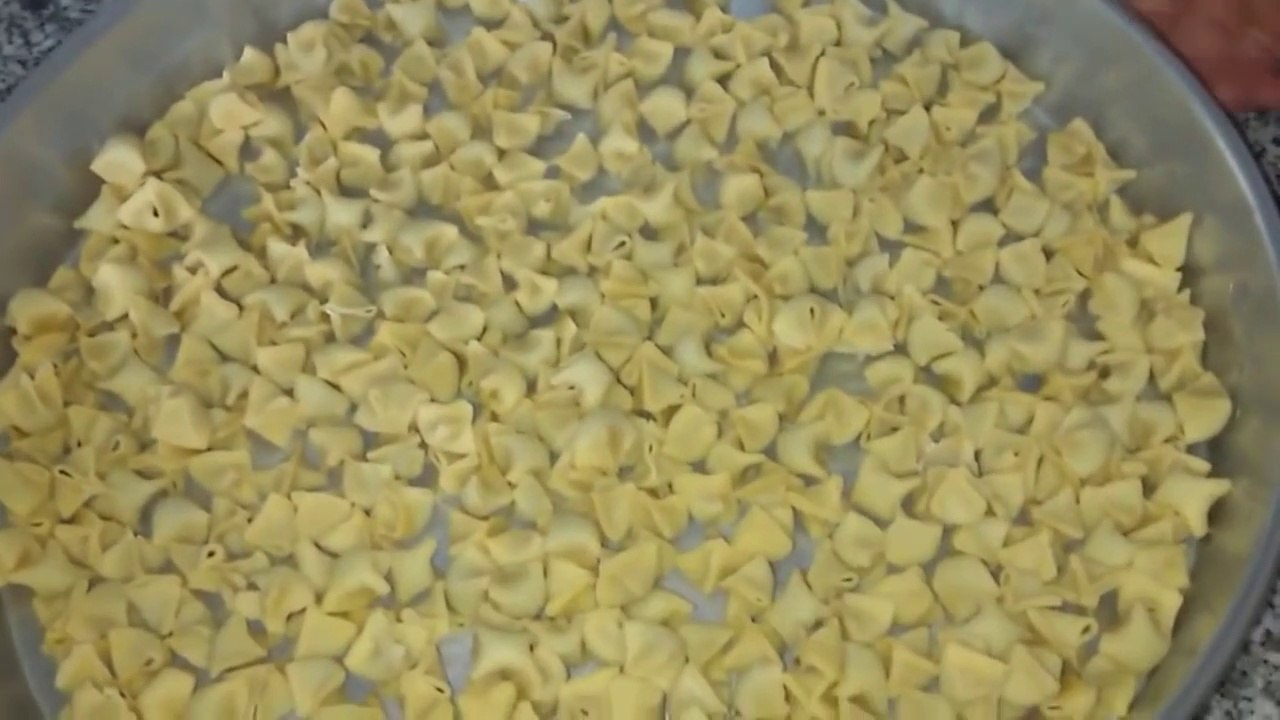 KAYSERİ MANTI TARİFİ- Ev yapımı içli kayseri mantısı nasıl yapılır