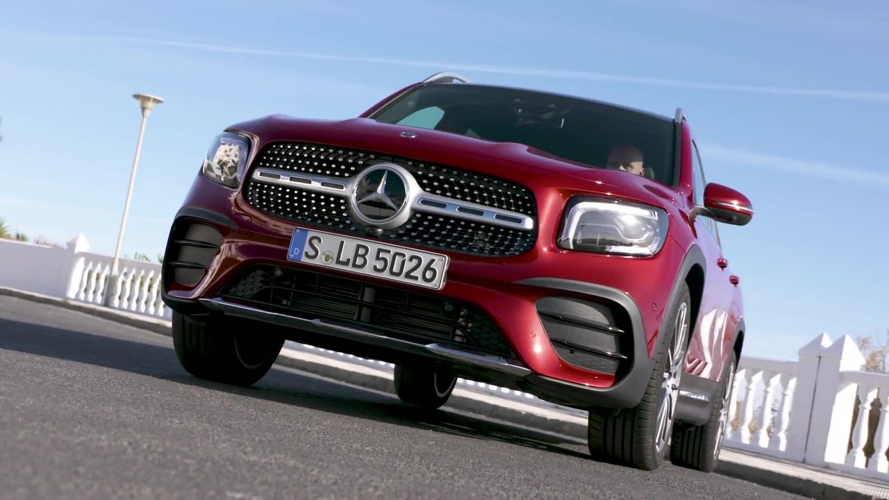 Der neue Mercedes-Benz GLB - Spot an für Stock und Stein - die Offroad-Lichtfunktion