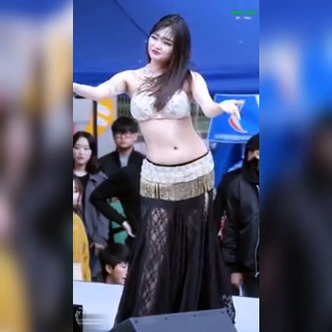 Sexy Hot Oriental Belly Dance Video
