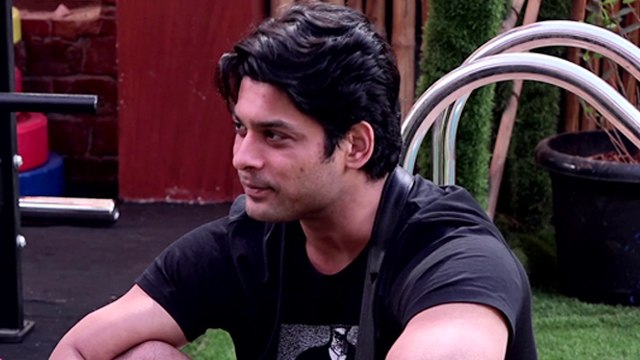 Bigg Boss 13: Sidharth Shukla पर दीवाने हुए ये Celebs और Fans,बताया Complete Package | FilmiBeat