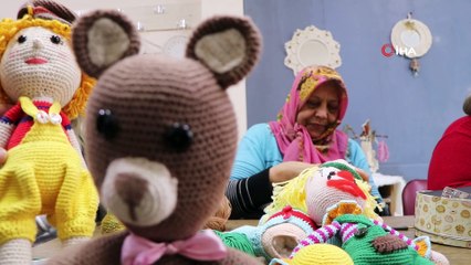 Ev hanımları organik oyuncak bebek üretiyor, çocukları plastik oyuncaklardan koruyor