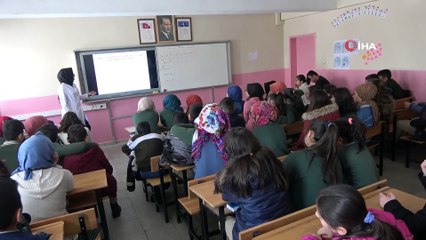 Köy öğrencilerine verem hastalığı anlatıldı