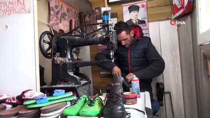 Ayakkabı tamircisi teknolojiye direniyor