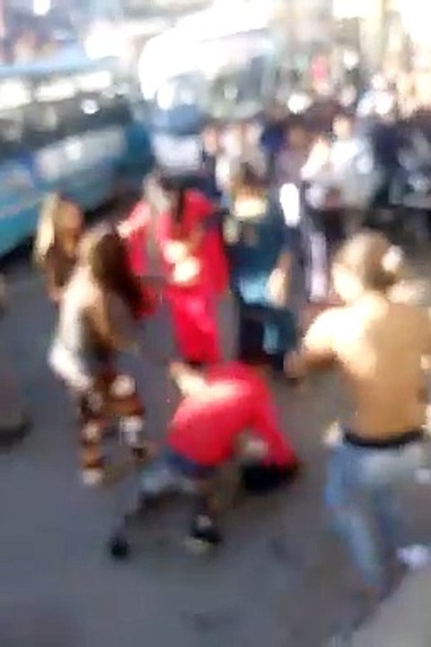 Shemale fighting without dress in India 2020