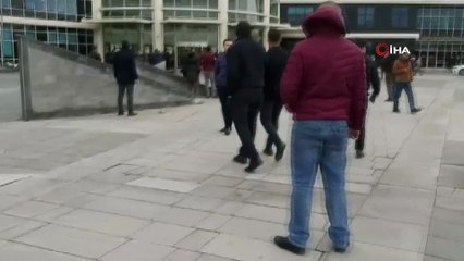 Kayseri Adliyesi önünde bir kişi silahla vuruldu