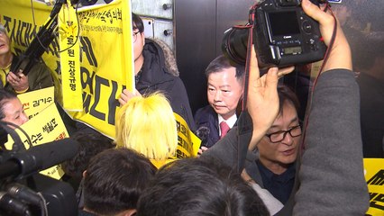 세월호 유가족, 김기수 특조위원 출근 3차 저지 / YTN