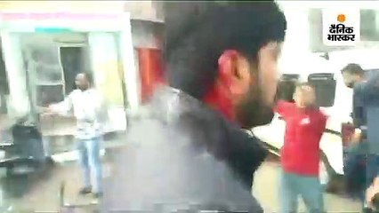 जेएनयू मामले पर अहमदाबाद में विरोध प्रदर्शन