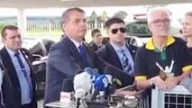 Bolsonaro califica a los periodistas de 