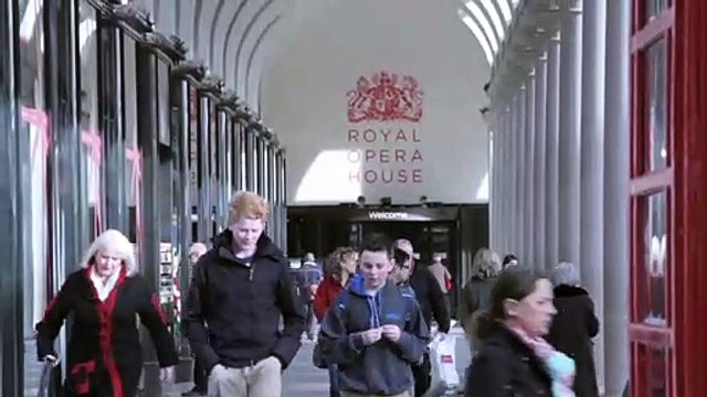 people going in and out of the royal opera house | Free to Use Footage | Music & Sounds Effect#20