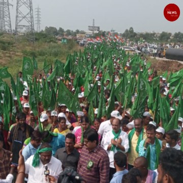 Andhra capital row: Thousands participate in 10-km march as agitation enters 20th day