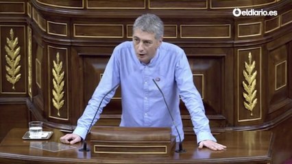 Matute (Bildu) llama "jurado de La Voz" a Suárez Illana que le da la espalda durante su intervención