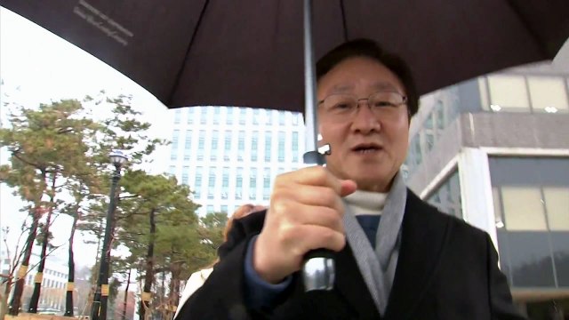 '합병 의혹' 김신 전 삼성물산 대표 소환...윗선 수사 본격화 / YTN
