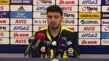 Fenerbahçeli Futbolcu Ozan Tufan’dan Sergen Yalçın’a Teşekkür