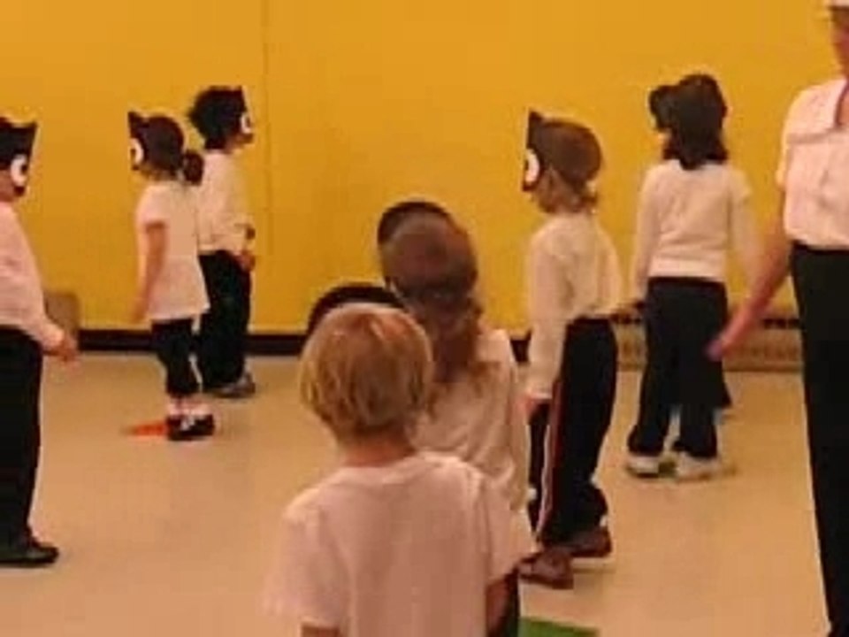 La danse des pingouins - Vidéo Dailymotion