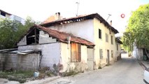 Pamukkale'de Metruk Binaların Yıkımına Devam Ediliyor