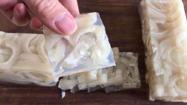 【Make frozen correctly】这才是猪皮冻的正确做法，晶莹剔透，口感Q弹爽滑，方法简单易学