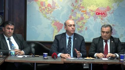 İzmir beyaz eşyacılardan 'herkes kendi işini yapsın' eylemi