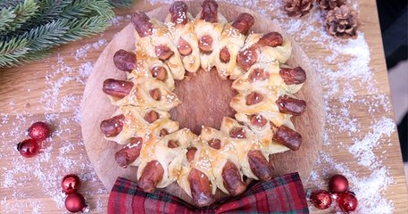 Remplacez la traditionnelle couronne de Noël par une couronne de Hot-dog  !