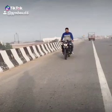 Salman khan|slow motion song|stunt biker