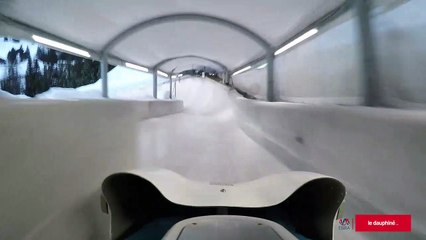 LA PLAGNE La piste de bobsleigh comme si vous y étiez