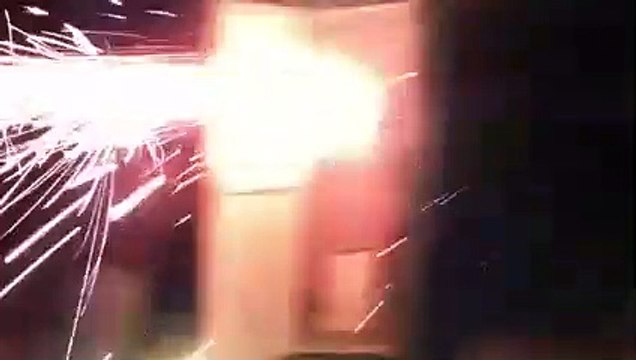 Tirer ses feux d'artifices.. dans sa maison !