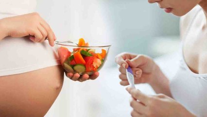 Fertility बढ़ाकर बांझपन दूर करने में मदद करता है ये Diet Plan । Keto Diet । Boldsky