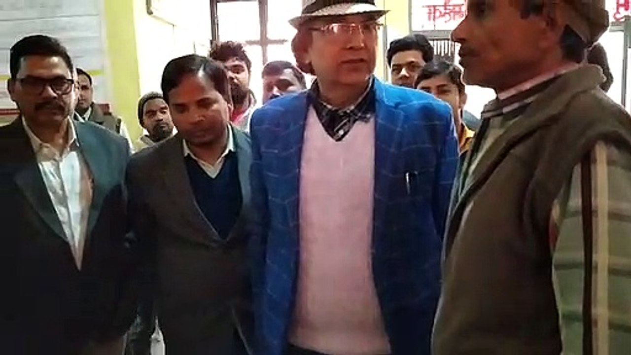 इटावा में मुख्य चिकित्सा अधिकारी ने किया अस्पताल का निरीक्षण, दिए आवश्यक निर्देश