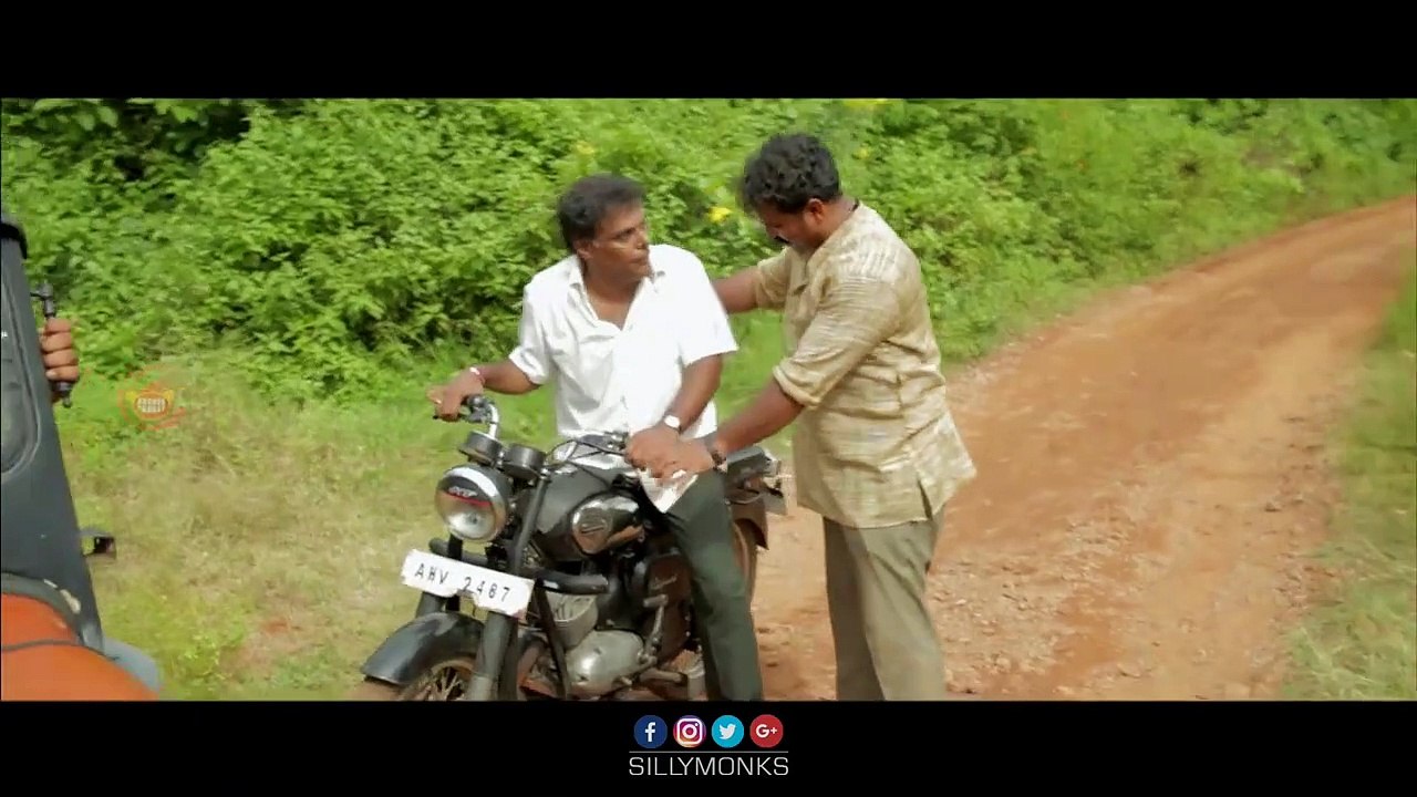 Thugs stealing money from Narayana _ Minugurulu Telugu Movie _ Ashish, Suhasini