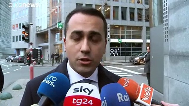 Bürgerkrieg in Libyen: EU fordert Waffenstillstand