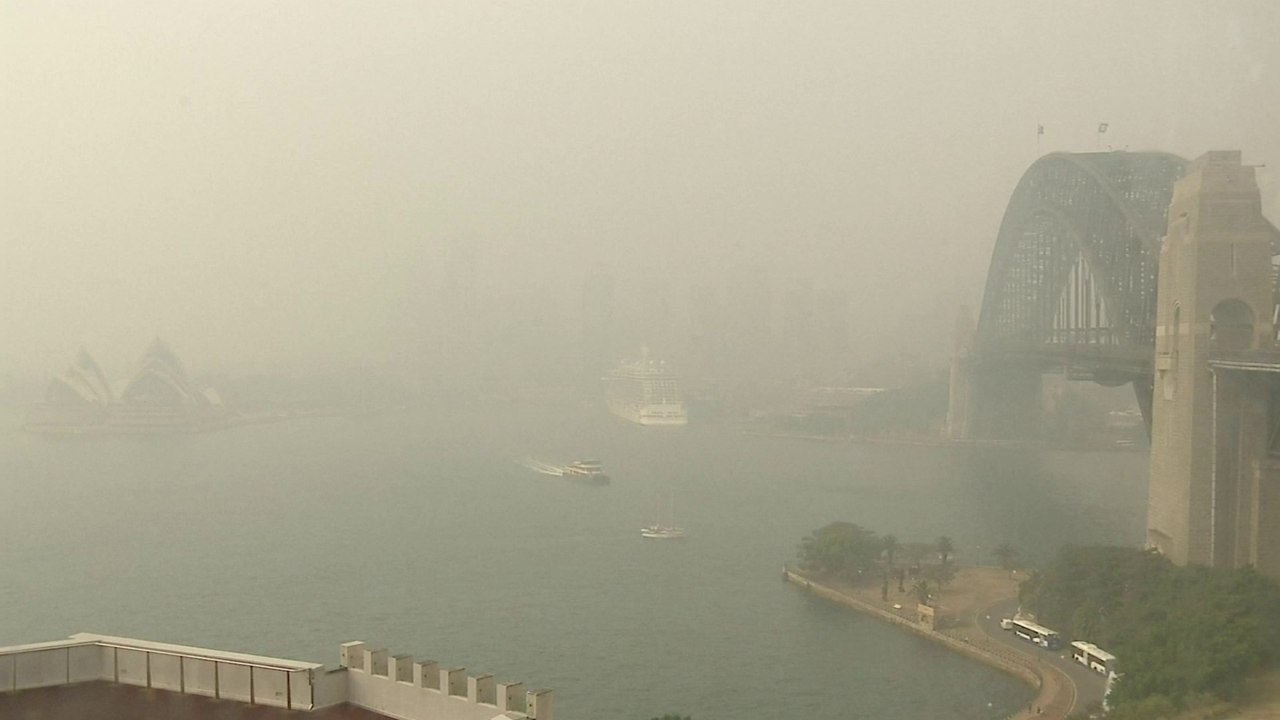 Incendie en Australie : Sydney toujours plongée dans une épaisse fumée