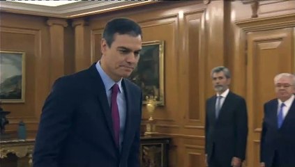 Pedro Sánchez promete su cargo ante el rey