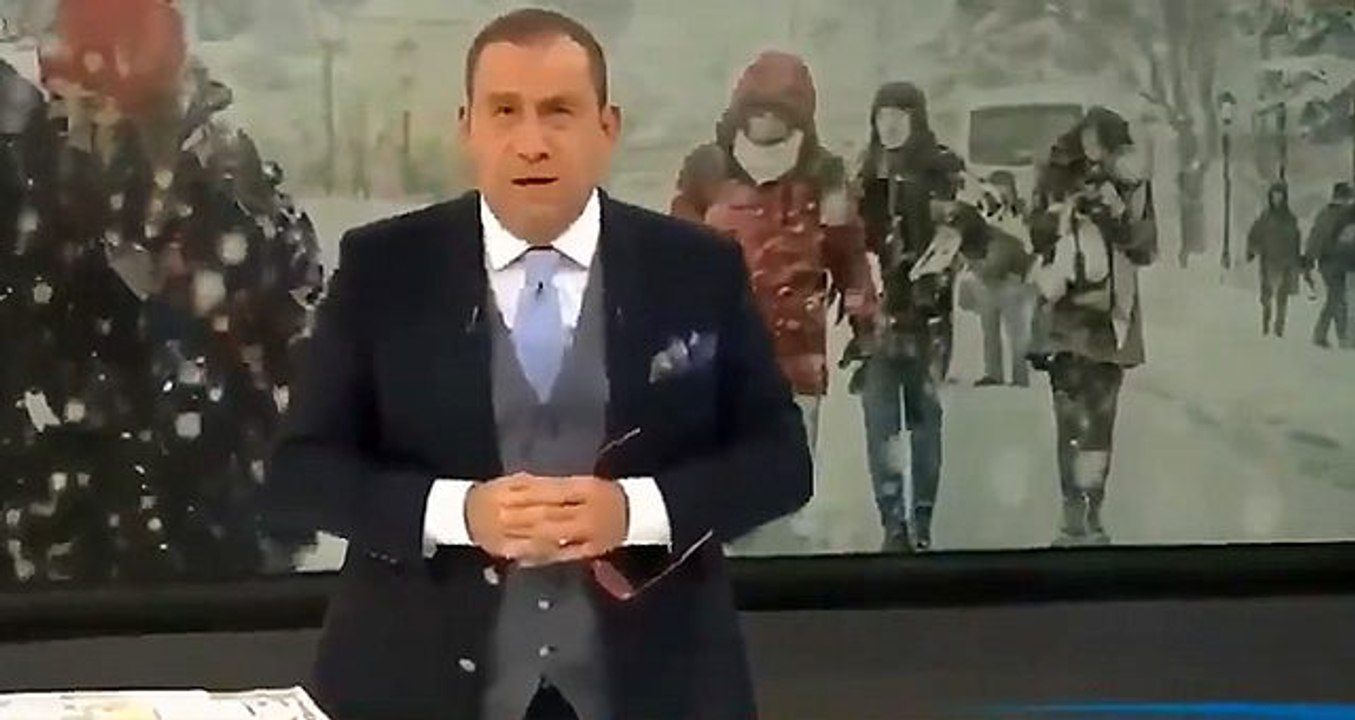 Erkan Tan'ın canlı yayında zıplayarak kar haberi sunması herkesi güldürdü
