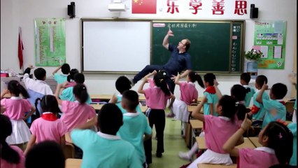 Peel Banana - Warm Up  for your Class - ESL Teaching Tips - Mike's Home ESL