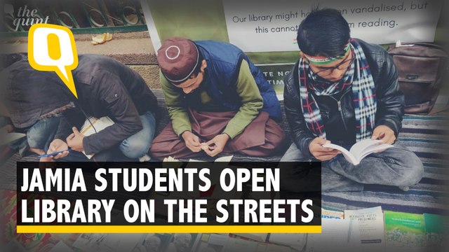 After Delhi Cops Destroy Jamia Library, Students Open One on Road