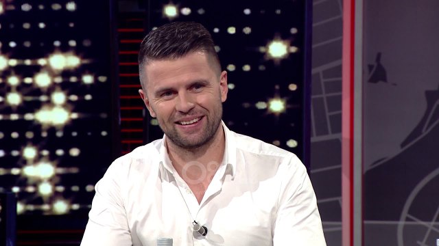 Tempora - Çifti i rezistencës: Suela Bako e Romir Zalla. Brenda dhe jashtë Teatrit, art dhe protestë