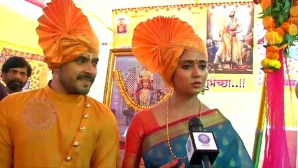 Makeup | Poster Out | बोल्ड आणि सोज्वळ रिंकू | Rinku Rajguru, Chinmay Udgirkar