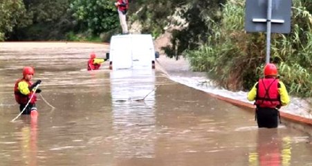 KKTC sele teslim oldu! Güney Kıbrıs'ta sarı alarm verildi