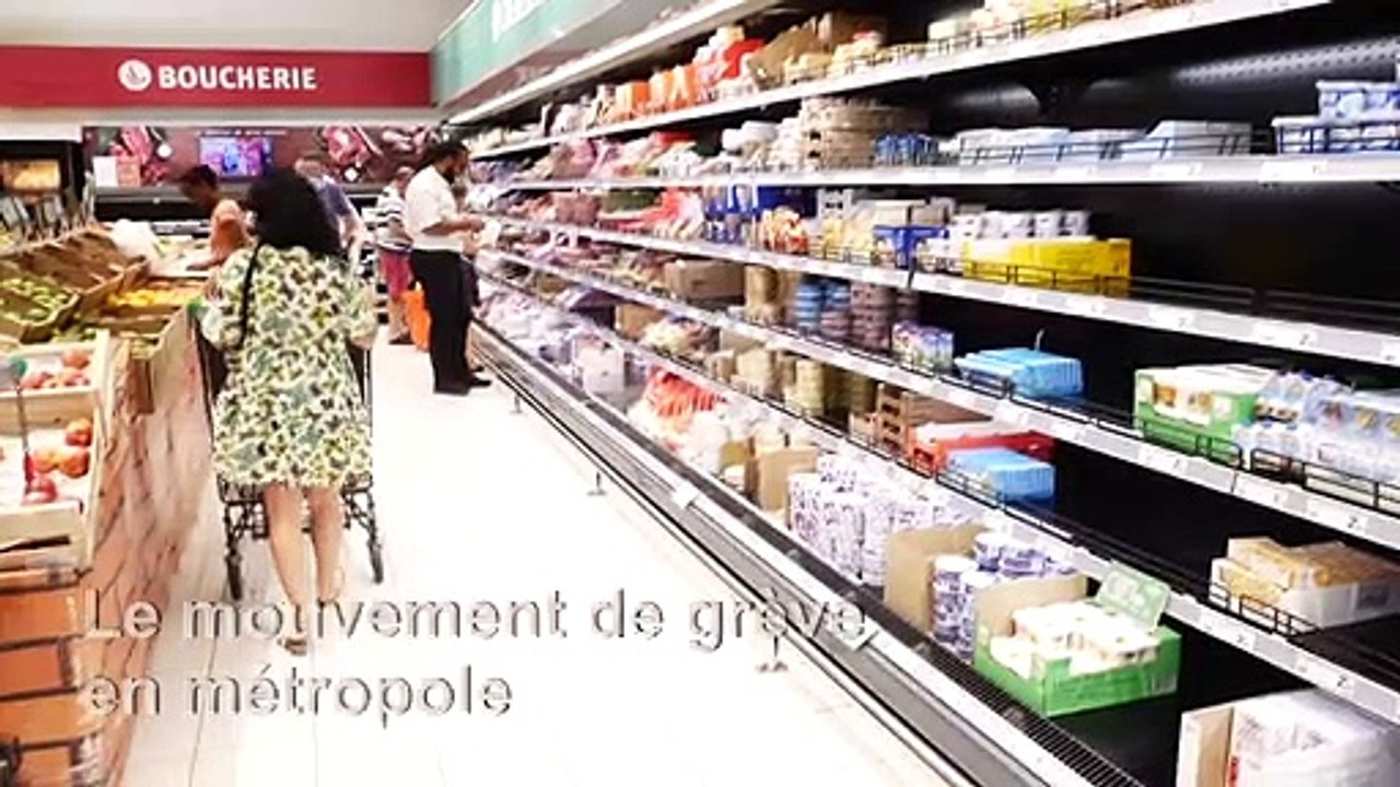 Grève: en Martinique, les rayons de produits frais se vident