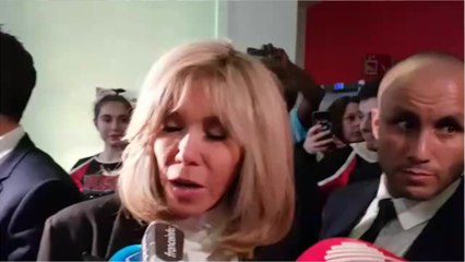 Brigitte Macron à propos de la crise à l'hôpital public :  "Je comprends leurs revendications"