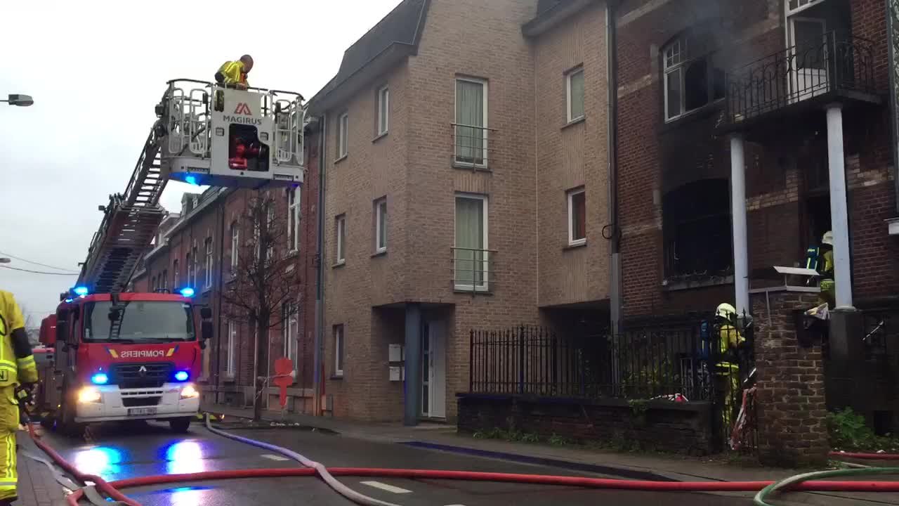 Incendie d'un squat à jambes
