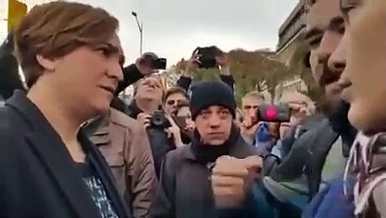 Ada Colau hipócrita con los trabajadores de metro