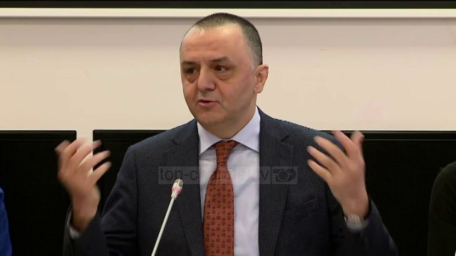Tapitë e pronave, online/ Marrëveshja mes Kadastrës dhe noterëve