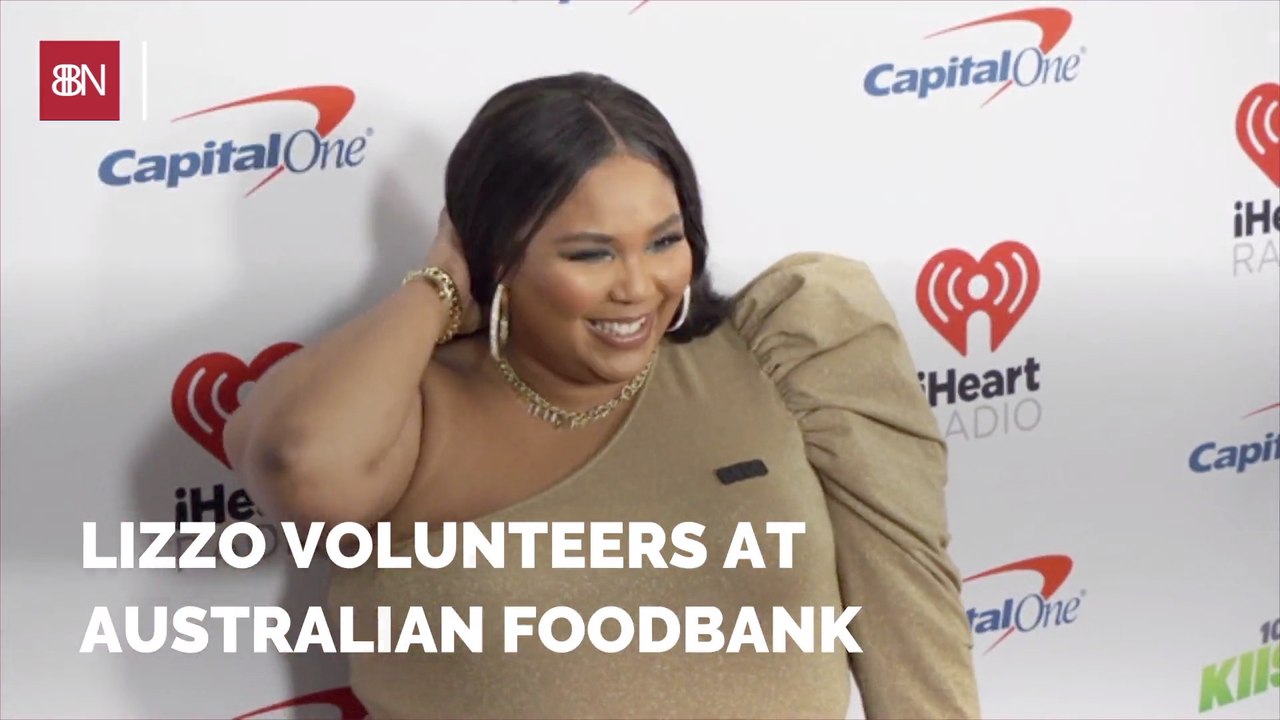 Lizzo Helps Australia