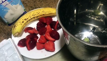 Strawberry banana smoothie