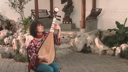 “Flute and Drum Music at Sunset" (excerpt) performed by Wu Man, Pipa l Met Music