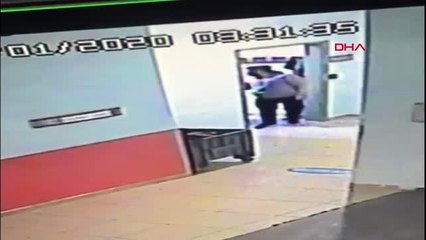 Arnavutköy'de hastaneden otomobil çalan şüpheliler kamerada