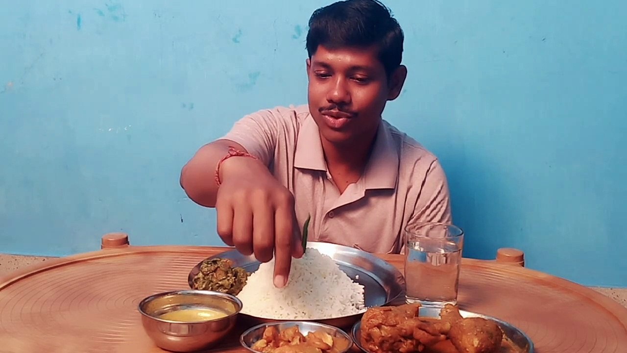 Big legpice Chicken with Rice,Porn palong,Porn Salgom Curry, Dal